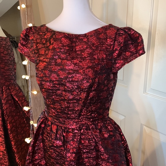 MAC DUGGAL
High Neck Brocade Bubble Hem Dress - Picture 5 of 14